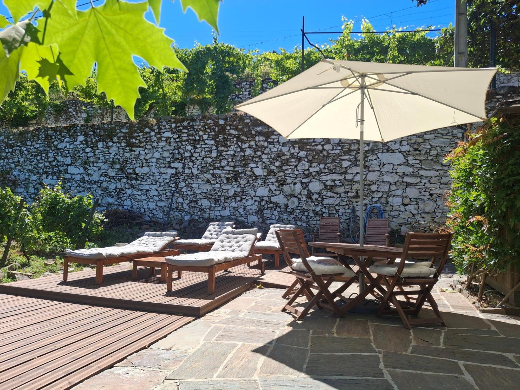 Quinta Do Valdalagea Guest House Peso da Regua Luaran gambar