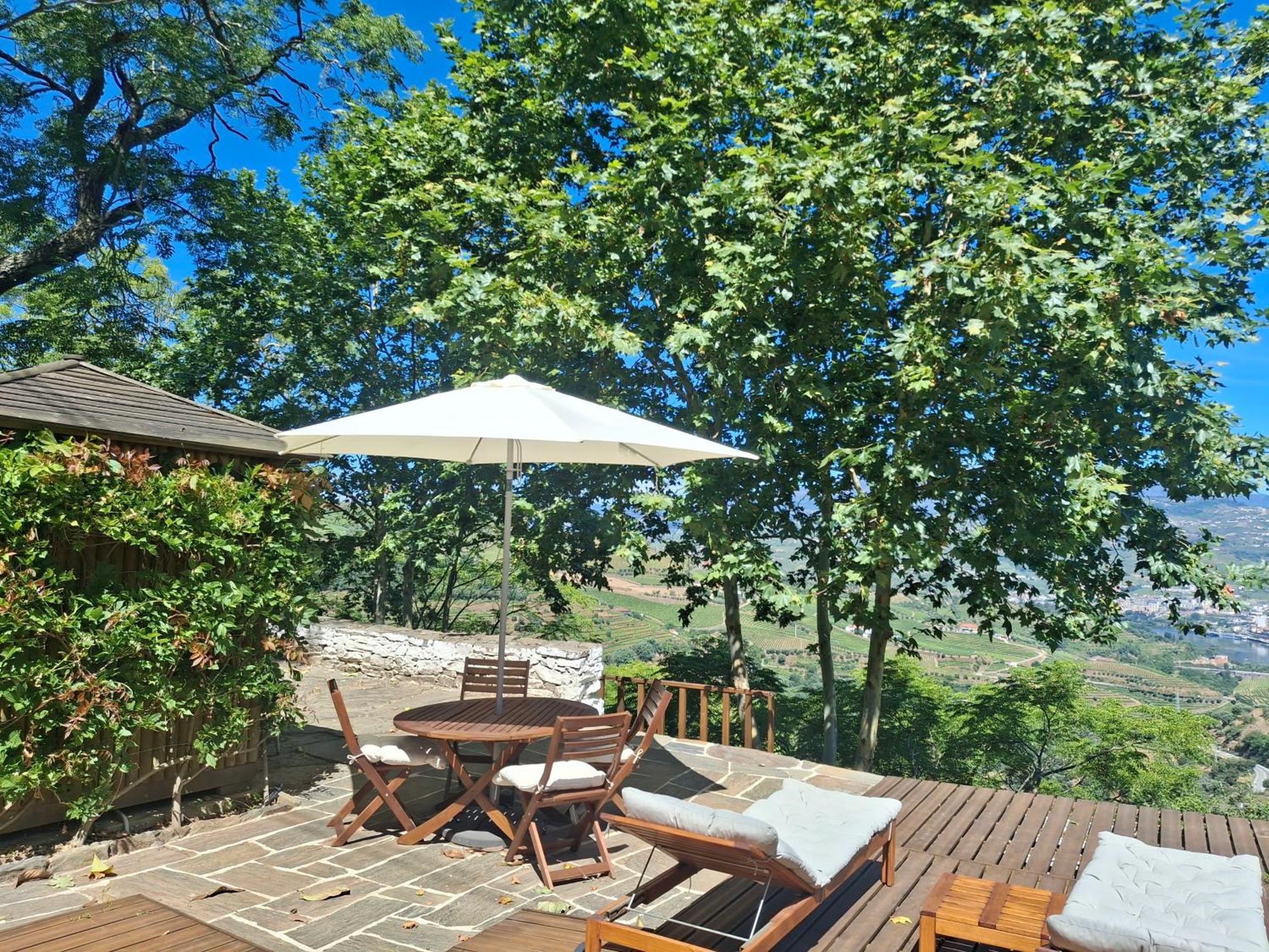 Quinta Do Valdalagea Guest House Peso da Regua Luaran gambar